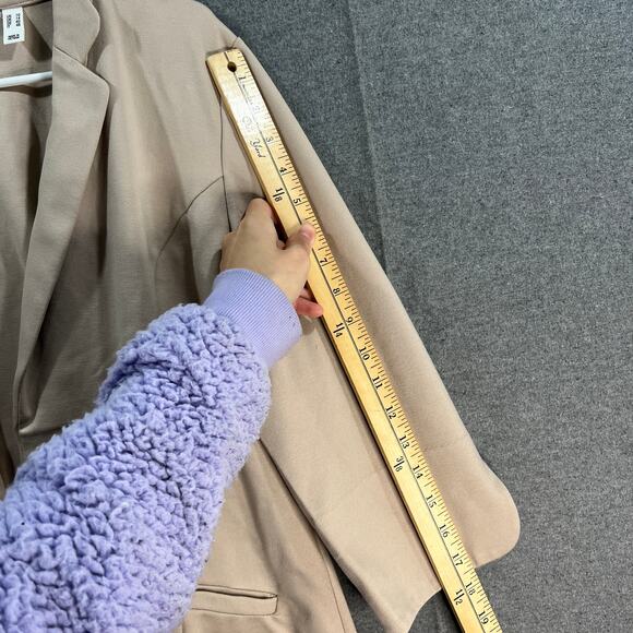 Isaac Mizrahi Live! Elements Womens Top Blazer Knit Jacket Tan Color Size Reg 10 - Picture 6 of 14